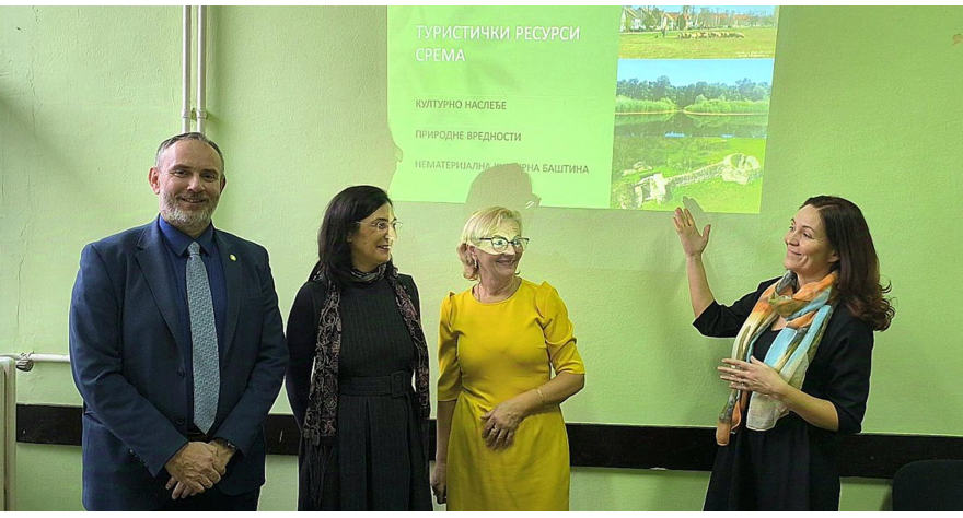 Унапређење предузетништва кроз сениорски туризам