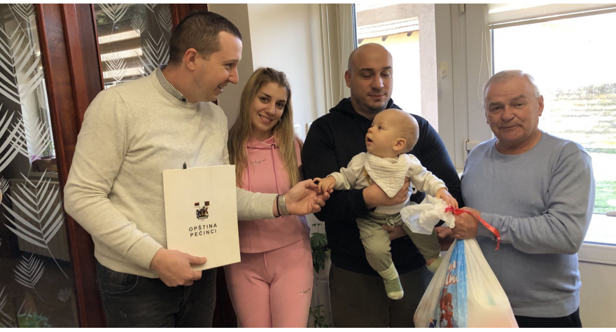 Општина Пећинци стоји иза породица са бебама