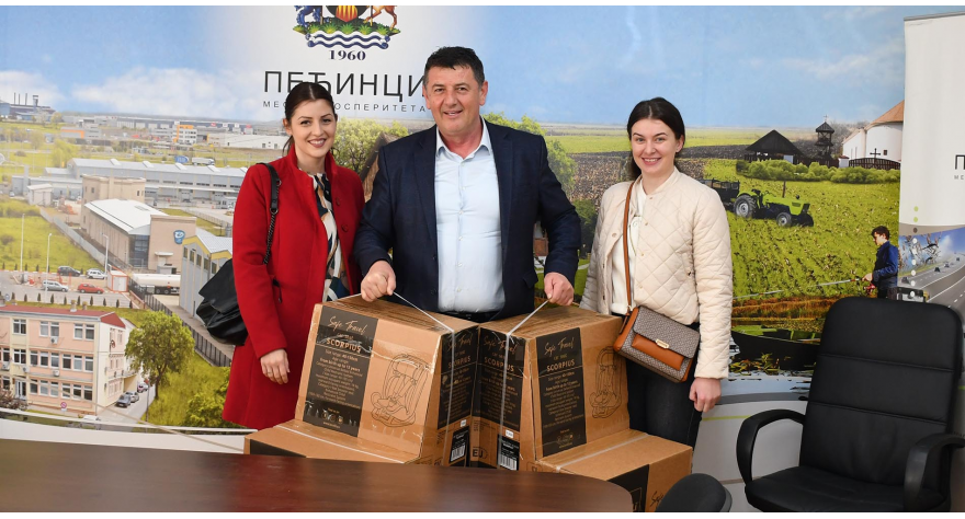 Завршена подела ауто седишта за децу