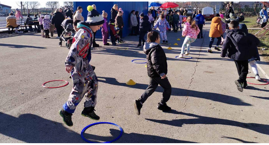 Novogodišnji zimski sportski dan