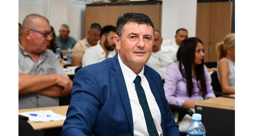 ĐOKIĆ: Investiramo u škole, puteve i lovačke domove